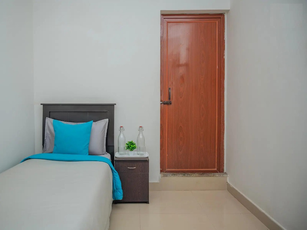 Single Occupancy room view 1 at VS Darshan Gents PG, Kudlu Gate