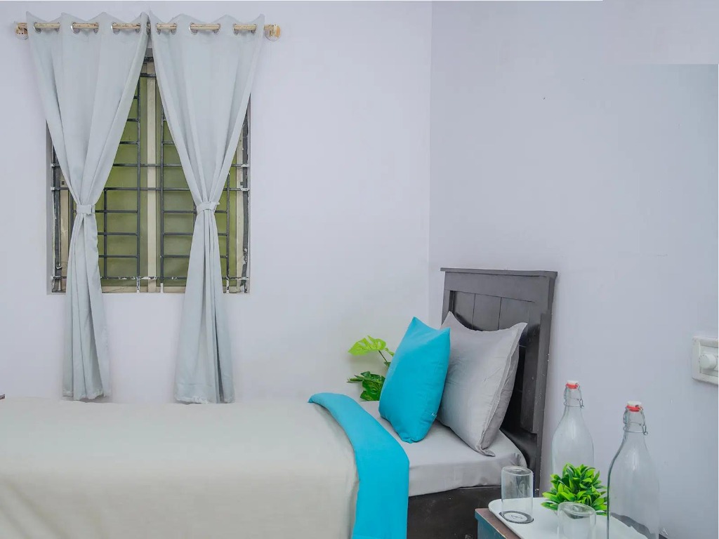 Single Occupancy room view 4 at VS Darshan Gents PG, Kudlu Gate